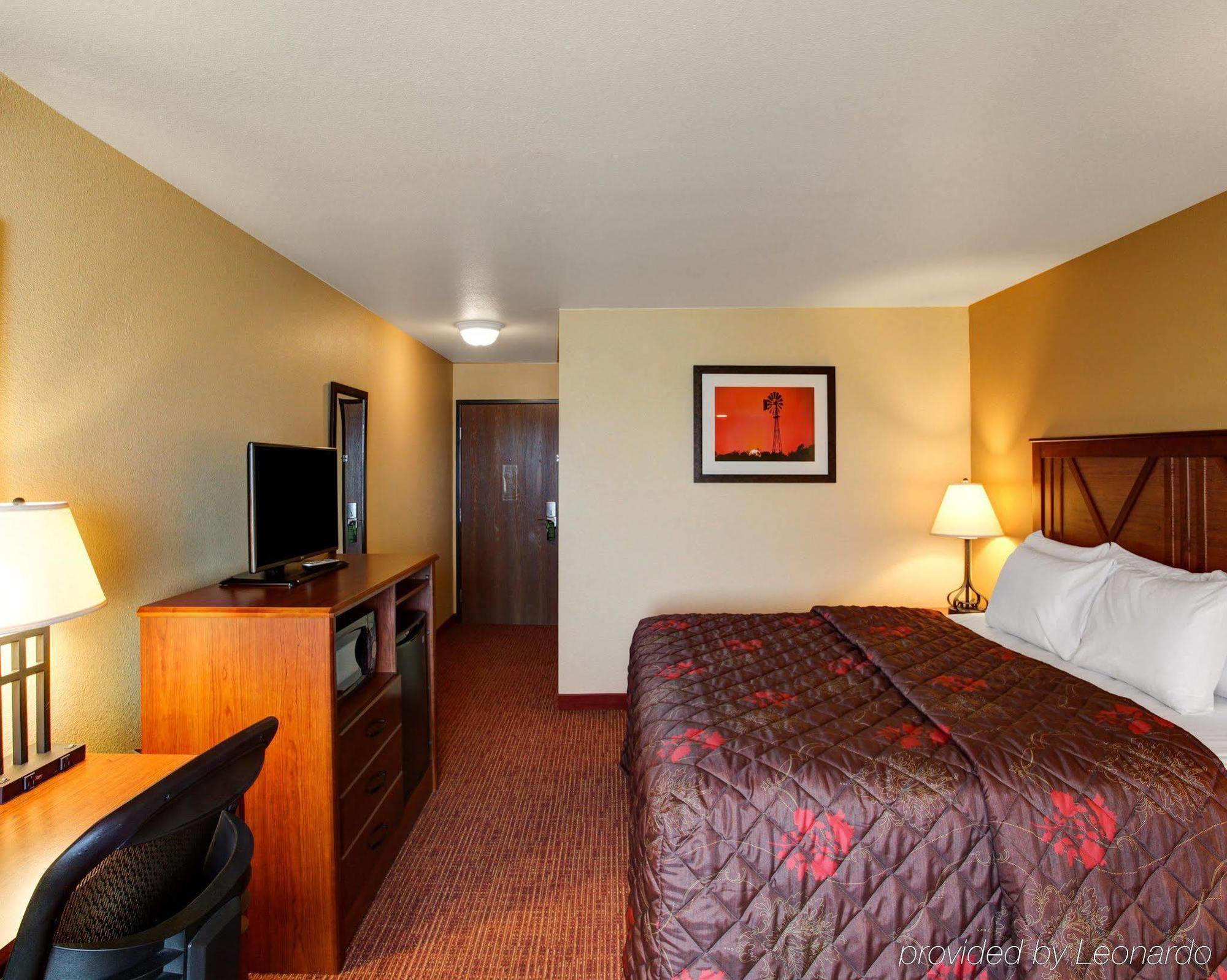 Rodeway Inn&Suites Phillipsburg Exterior foto
